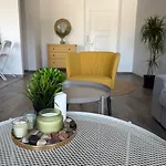 Luxurious Penthouse In Center 300m From The Apartament