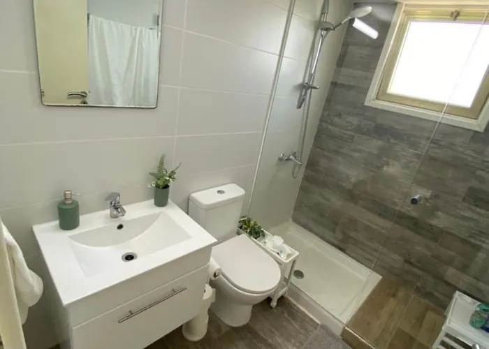 Luxurious Penthouse In Center 300m From The Apartment Larnaca