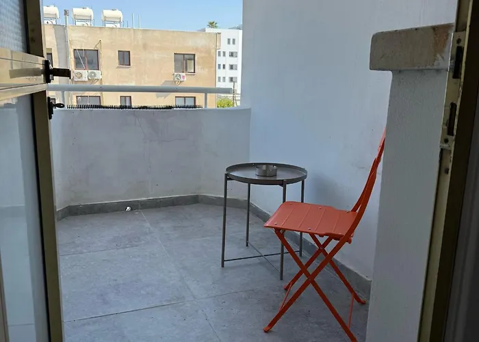 Διαμέρισμα Luxurious Penthouse In Center 300m From The *